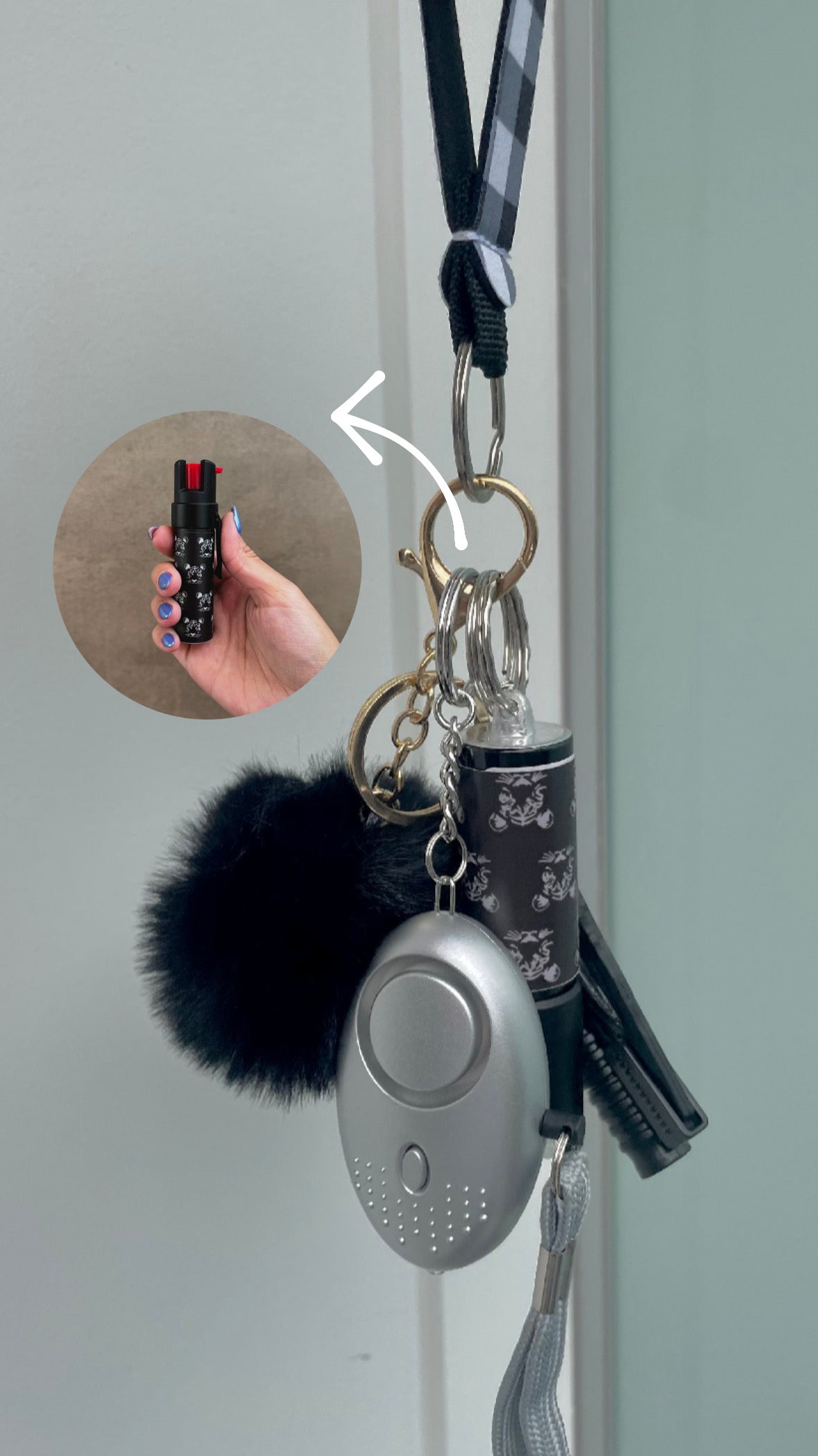 Kit Defense (Gas Pimienta Uv + Alarma de Emergencia/Linterna Led y Herramienta de Escape 3 en 1)